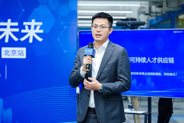 人力资源公司科锐国际业务总经理马江浩分享当前新能源财产的人才流动趋势